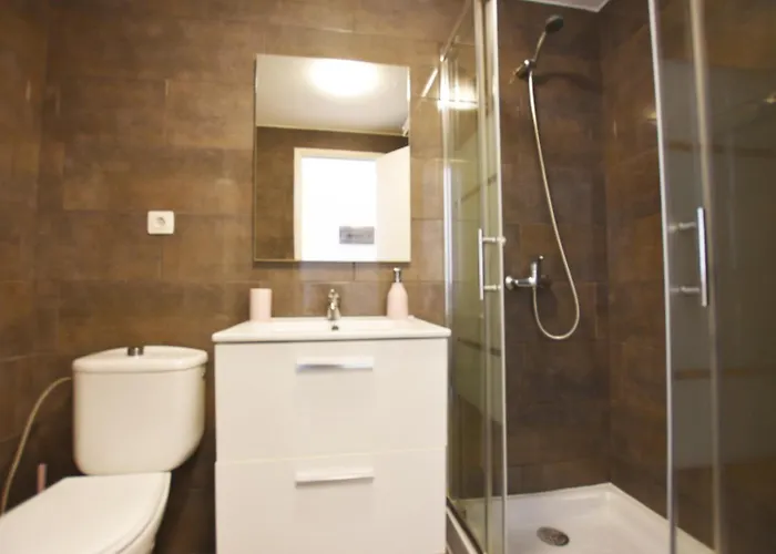 Apartment Book Jet - Lomas Sunny Homes *